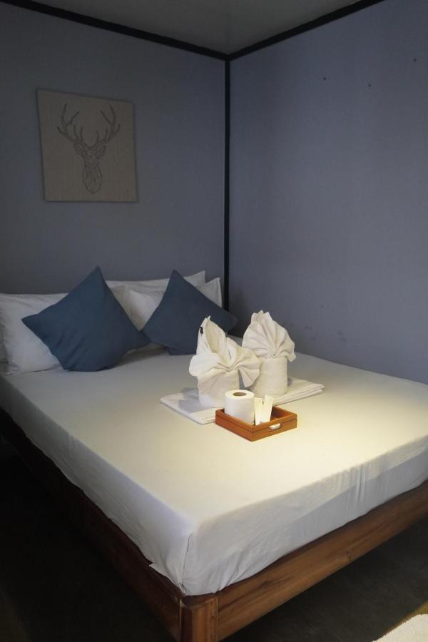 Keira Backpackers Hotel Ел Нидо Екстериор снимка