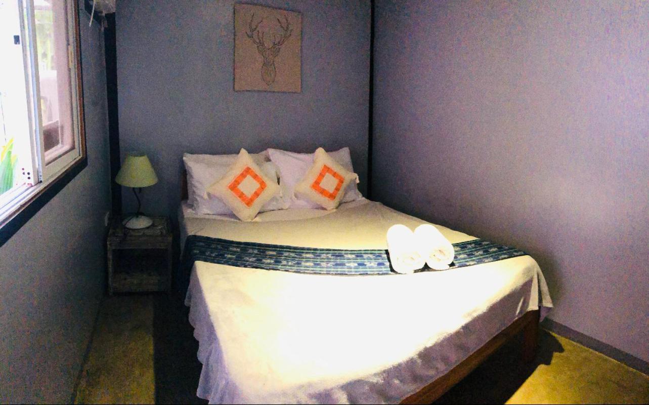 Keira Backpackers Hotel Ел Нидо Екстериор снимка