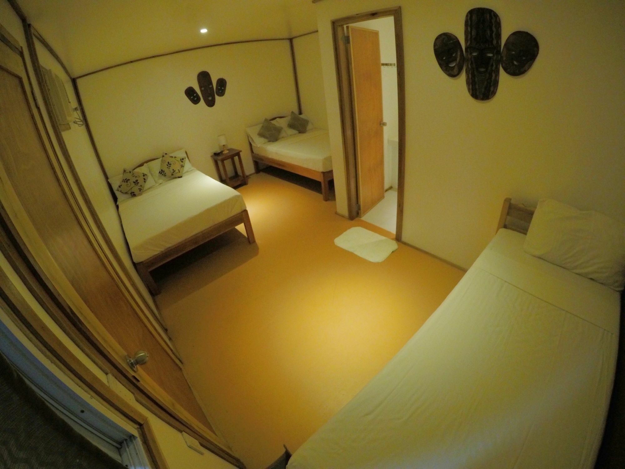 Keira Backpackers Hotel Ел Нидо Екстериор снимка