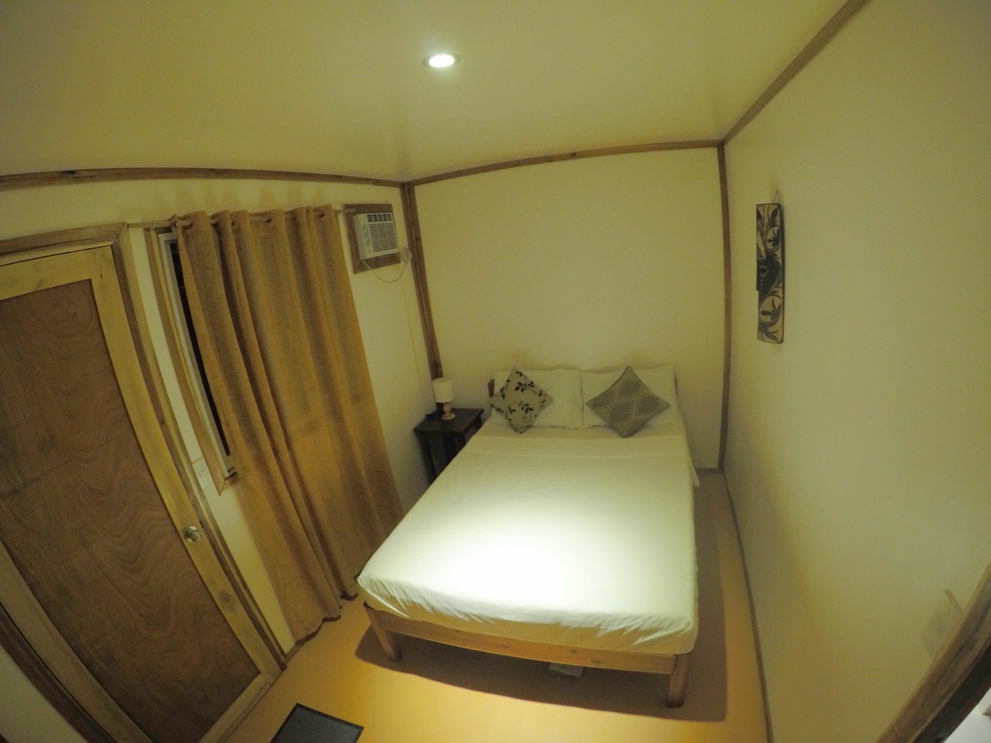 Keira Backpackers Hotel Ел Нидо Екстериор снимка
