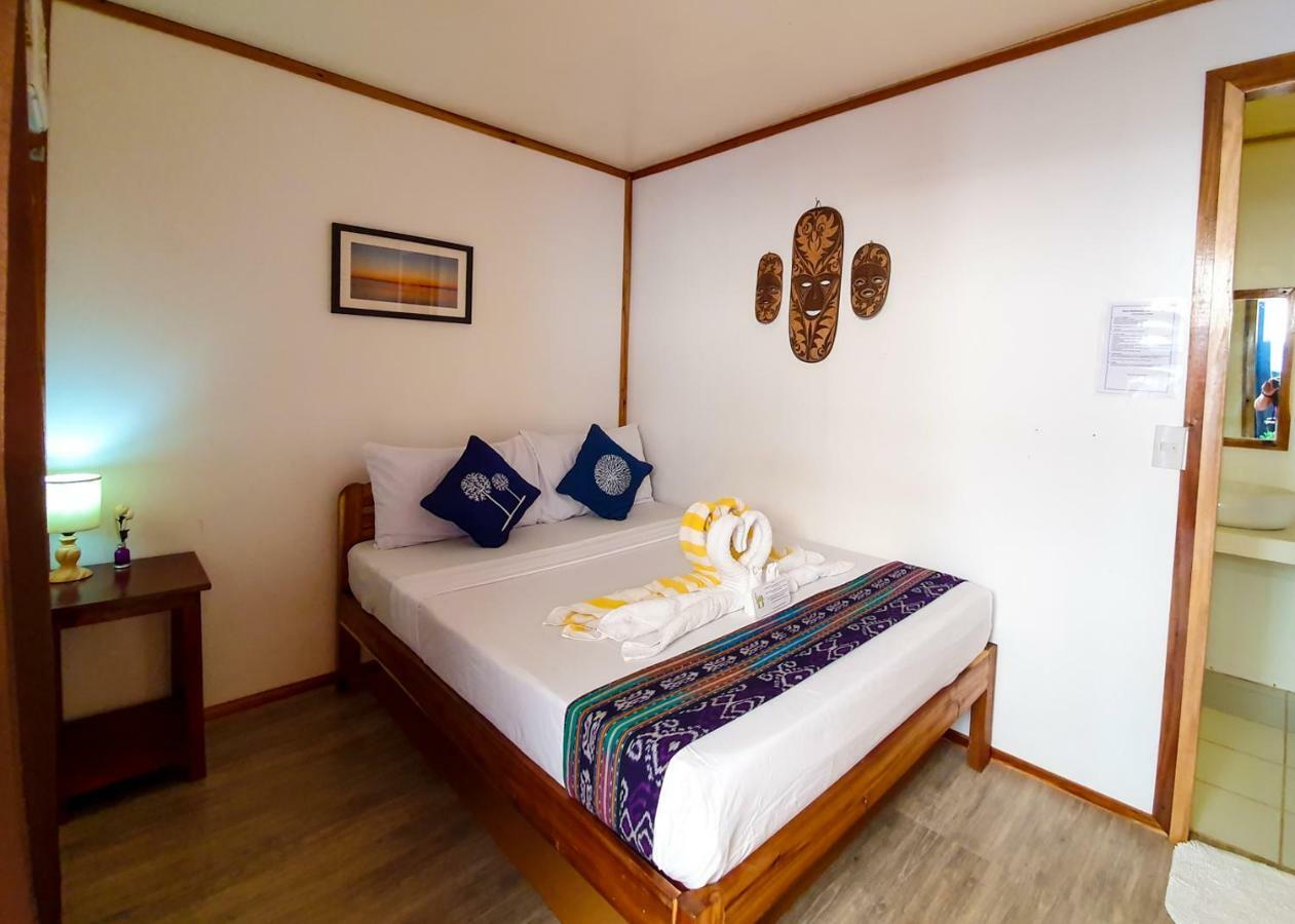 Keira Backpackers Hotel Ел Нидо Екстериор снимка